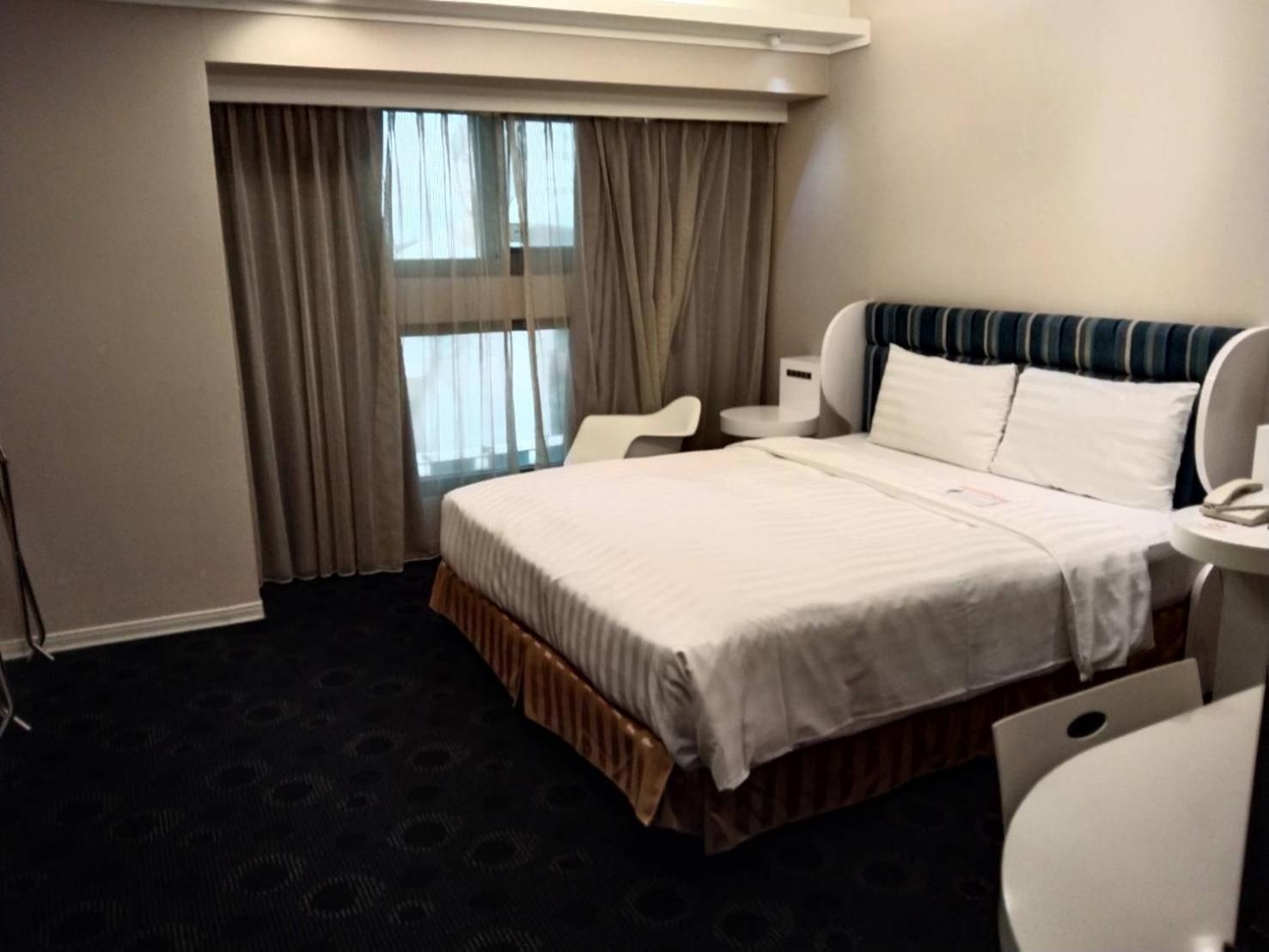 Ximen Airline Hotel Taipei Esterno foto