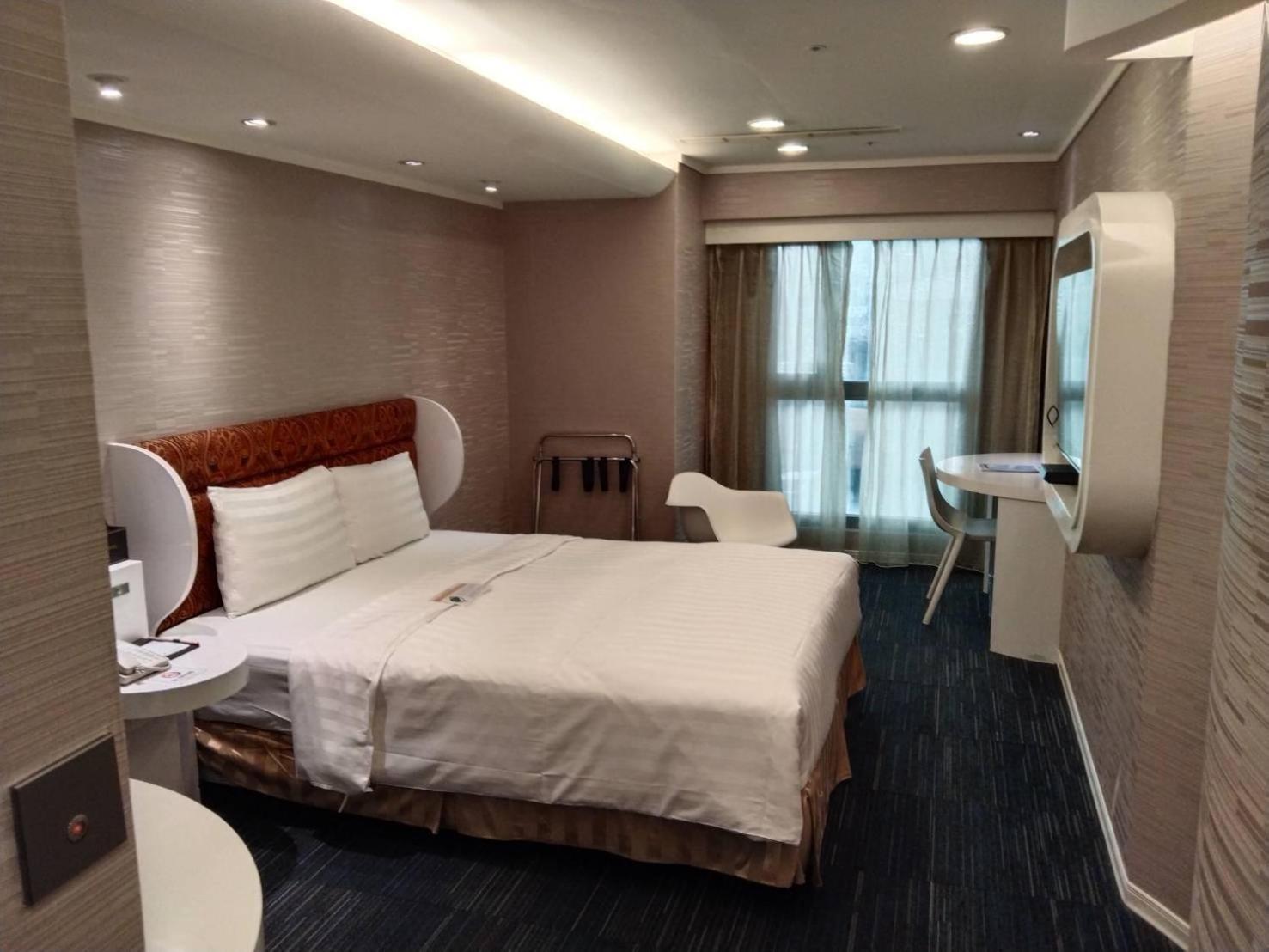 Ximen Airline Hotel Taipei Esterno foto
