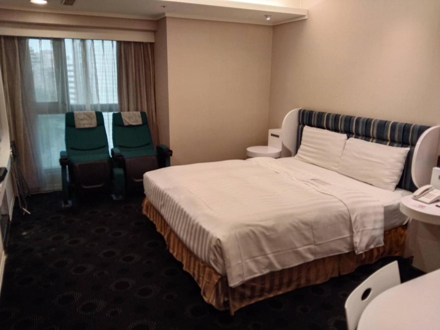 Ximen Airline Hotel Taipei Esterno foto